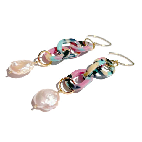 MPR x IMAGINARIUM: Peach Pearls Tropical Chain Earrings