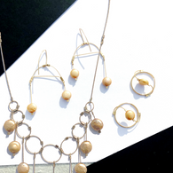 Golden Pearl Button Set